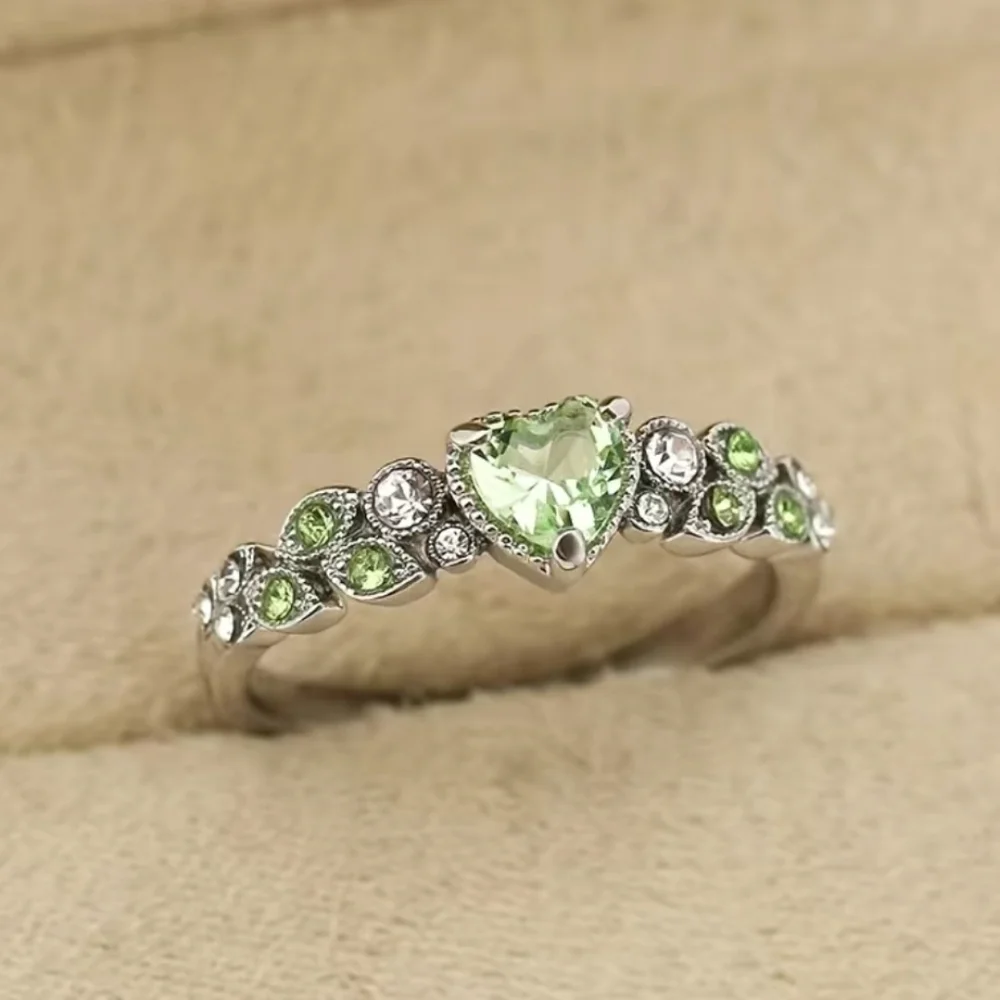 Heart shaped green stone silver Plated Ring
